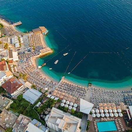 Seaside Escape In Apartment Sarandë